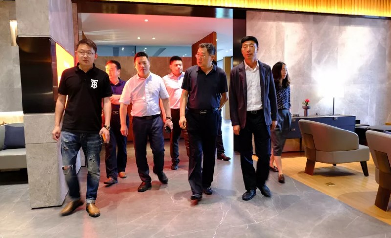中国殡葬协会会长李建华莅临南昌福泰人文纪念园指导工作